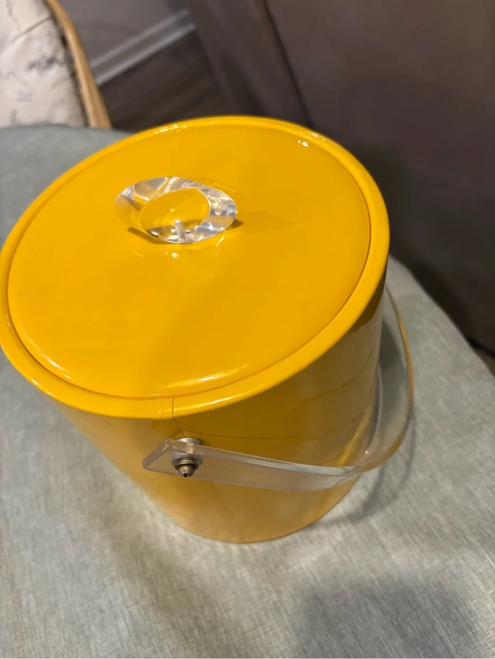 Vintage MCM Golden Yellow Lucite Ice Bucket.